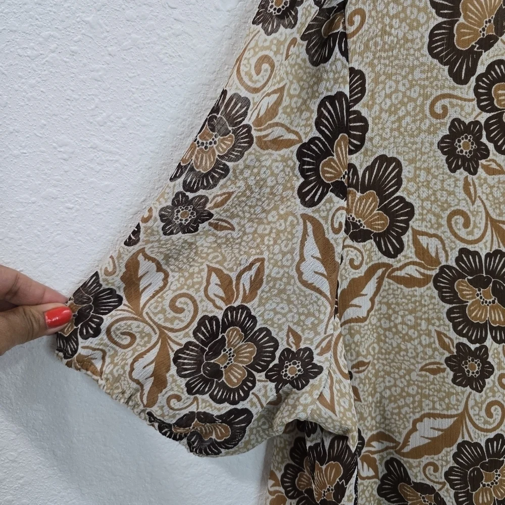 Loft Floral Print Puff  Womens Sleeve Henley Blouse Size XL.